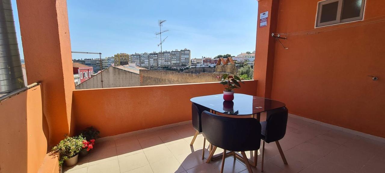 شقة Relax In Lisbon For 4 People With Terrace And Parking المظهر الخارجي الصورة