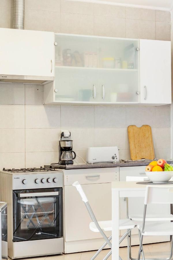 شقة Relax In Lisbon For 4 People With Terrace And Parking المظهر الخارجي الصورة